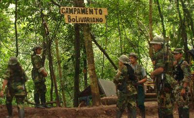 Acampamento das FARC na selva colombiana.