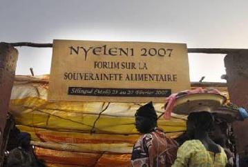 F�rum de Ny�l�ni, no Mali.