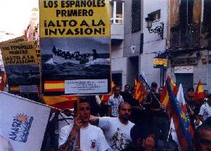 Manifesta��es p�blicas de xenofobia s�o frequentes em Espanha.