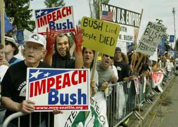 Tal como no tempo de Nixon, cresce nos EUA o movimento para a derrubada de Bush.