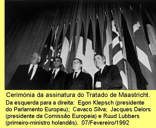 Assinatura do Tratado de Maastricht.