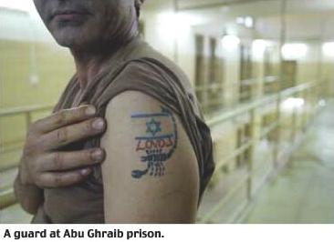 Interrogador sionista em Abu Ghraib.